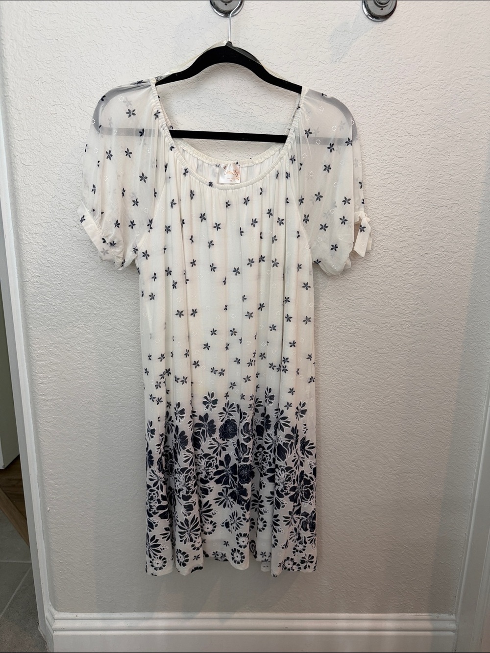 Siren lily Women Floral Dress Size xl